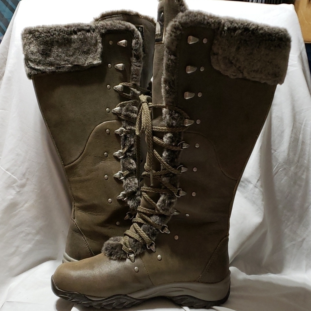 The north face tall lace up leather waterproof 200 gram insulated boots